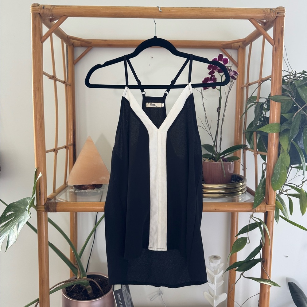 Chic Black & White Tank – Size [L]